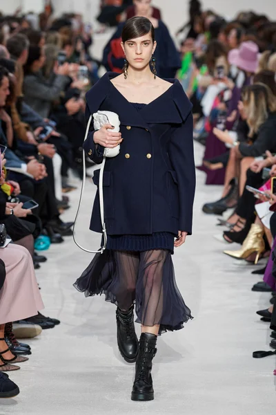 Look 70